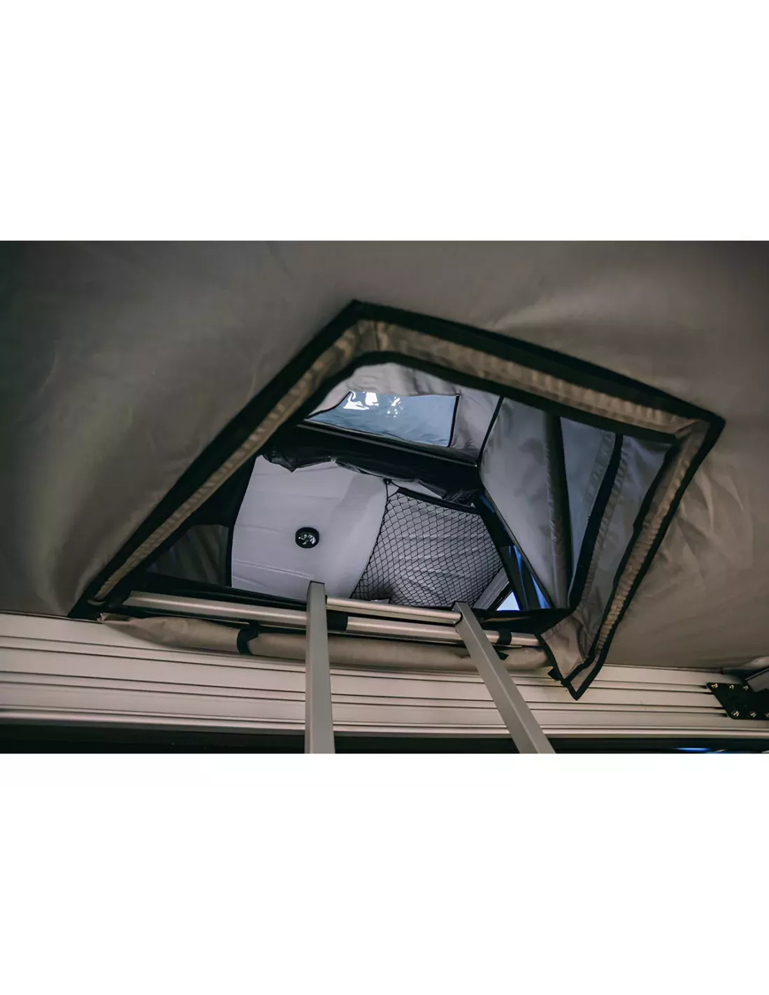 Tunnel de store entrée 70cm côté droit pour tente de toit Space JAMES
