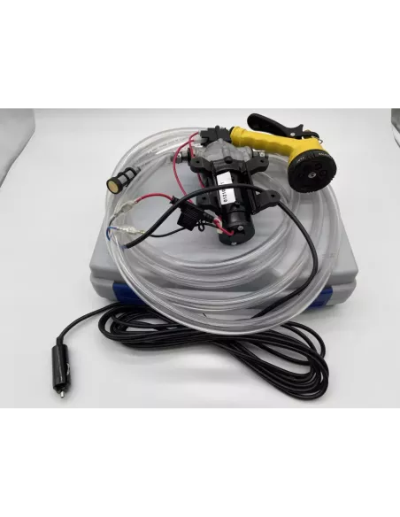 Malette avec pompe et douchette eau - 12V DTC PARTS - accessoire 4x4