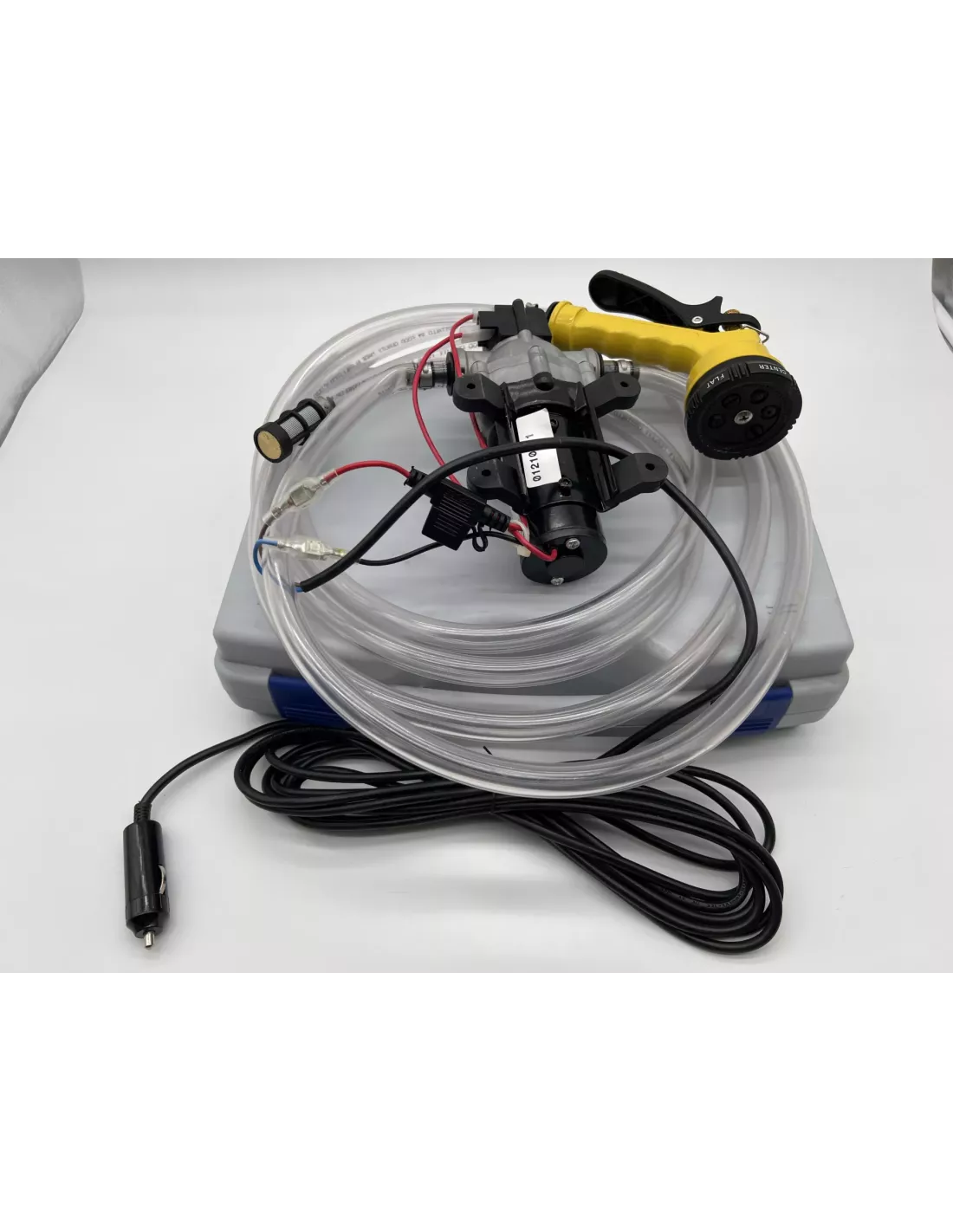 Malette avec pompe et douchette eau - 12V DTC PARTS - accessoire 4x4