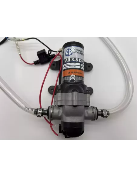 Malette avec pompe et douchette eau - 12V DTC PARTS - accessoire 4x4