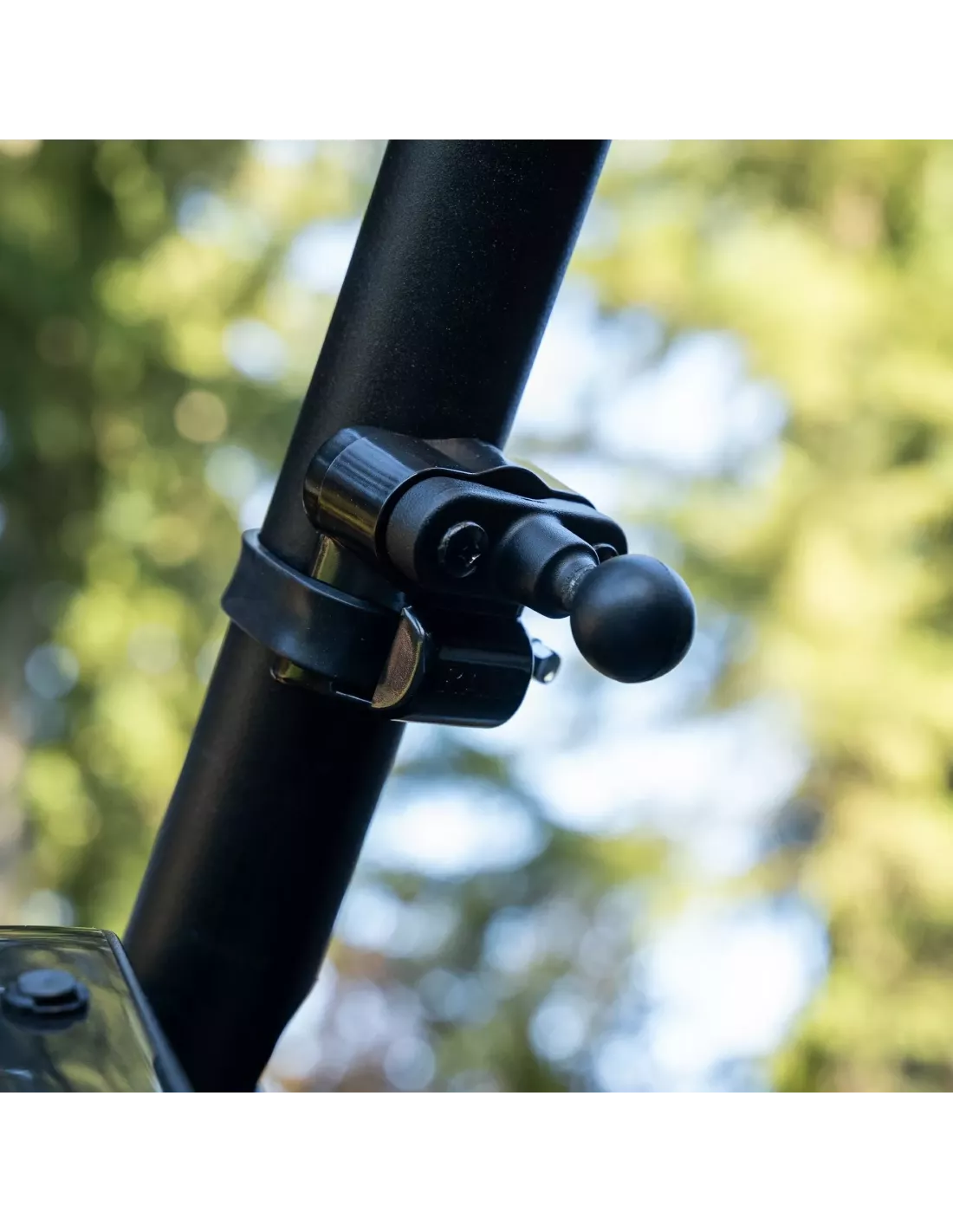 Fixation RAM pour tube jusqu'à Ø8cm RAM MOUNTS - accessoire 4x4