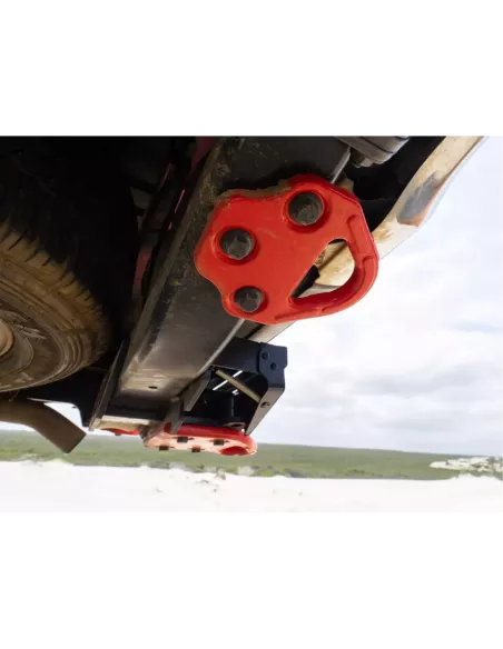 Attelage sous pare-choc avec carré 50mm intégré Toyota Hilux Revo