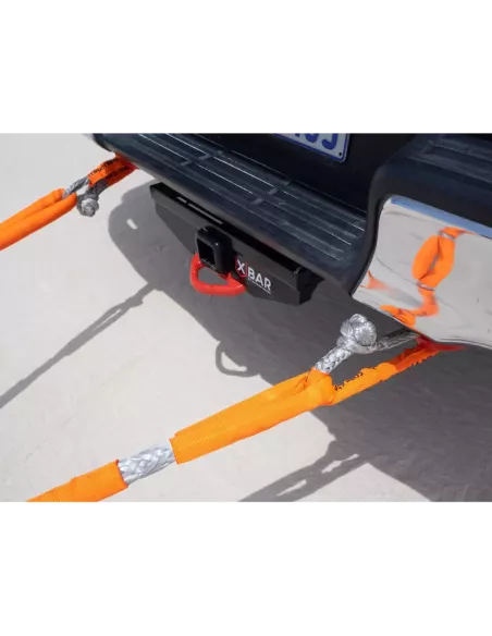 Attelage sous pare-choc avec carré 50mm intégré Toyota Hilux Revo