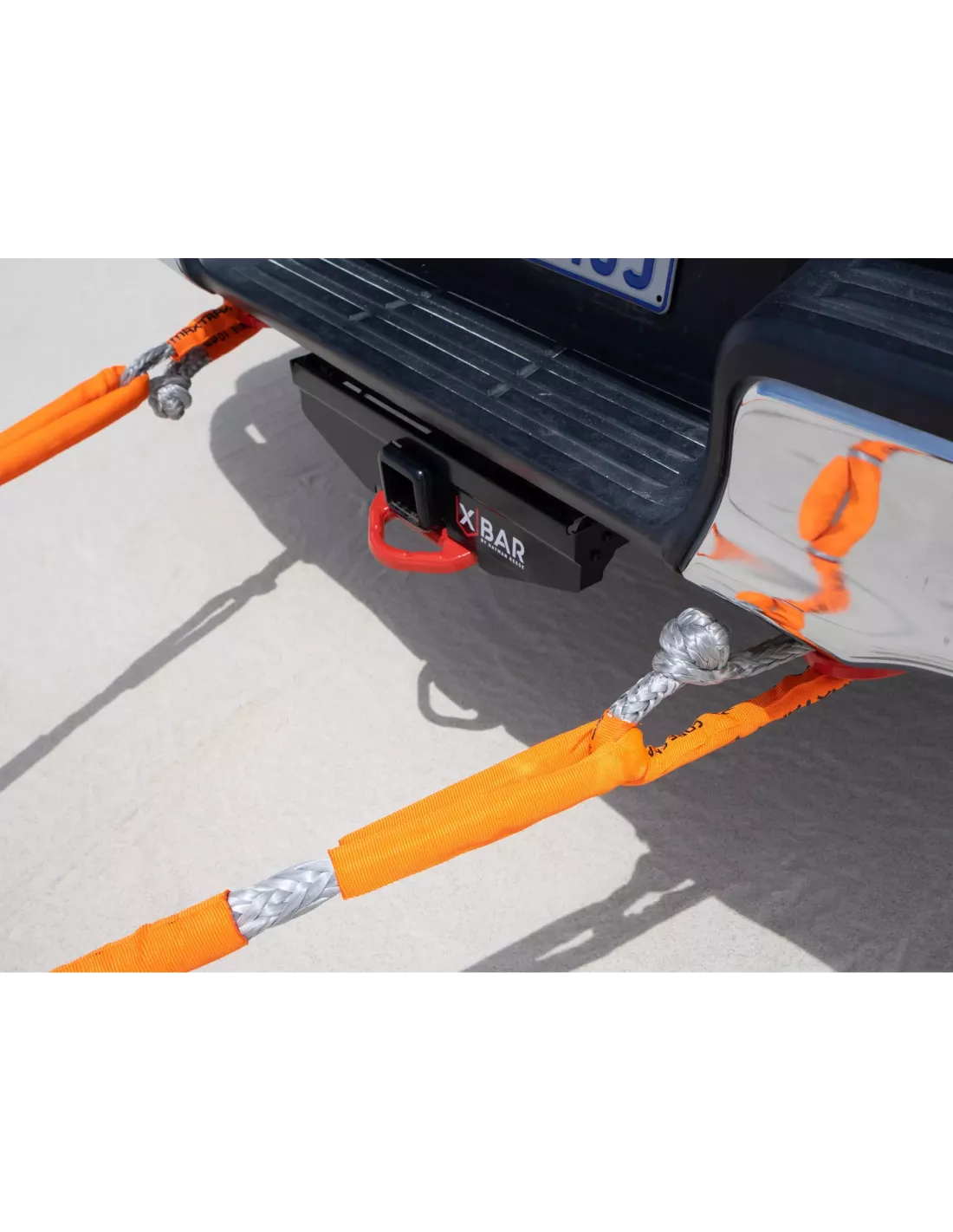 Attelage sous pare-choc avec carré 50mm intégré Toyota Hilux Revo
