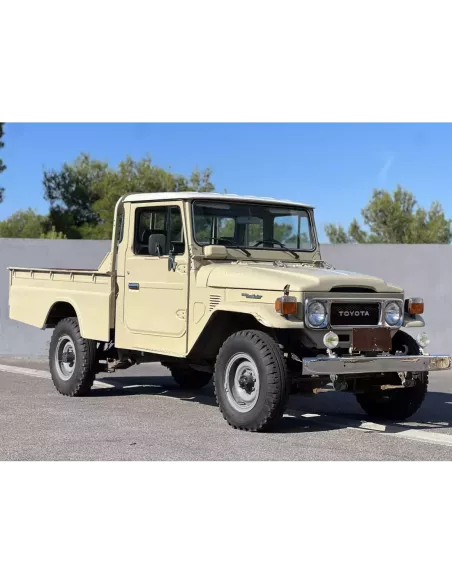 Toyota Land Cruiser FJ45 4.2L 135ch de 1983 - accessoire 4x4