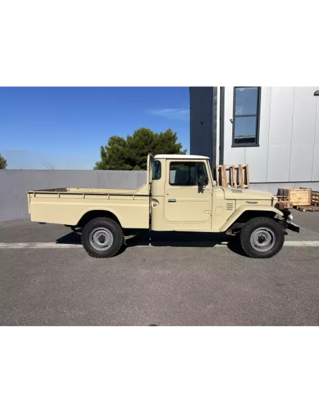 Toyota Land Cruiser FJ45 4.2L 135ch de 1983 - accessoire 4x4