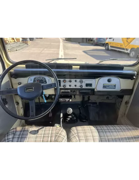 Toyota Land Cruiser FJ45 4.2L 135ch de 1983 - accessoire 4x4
