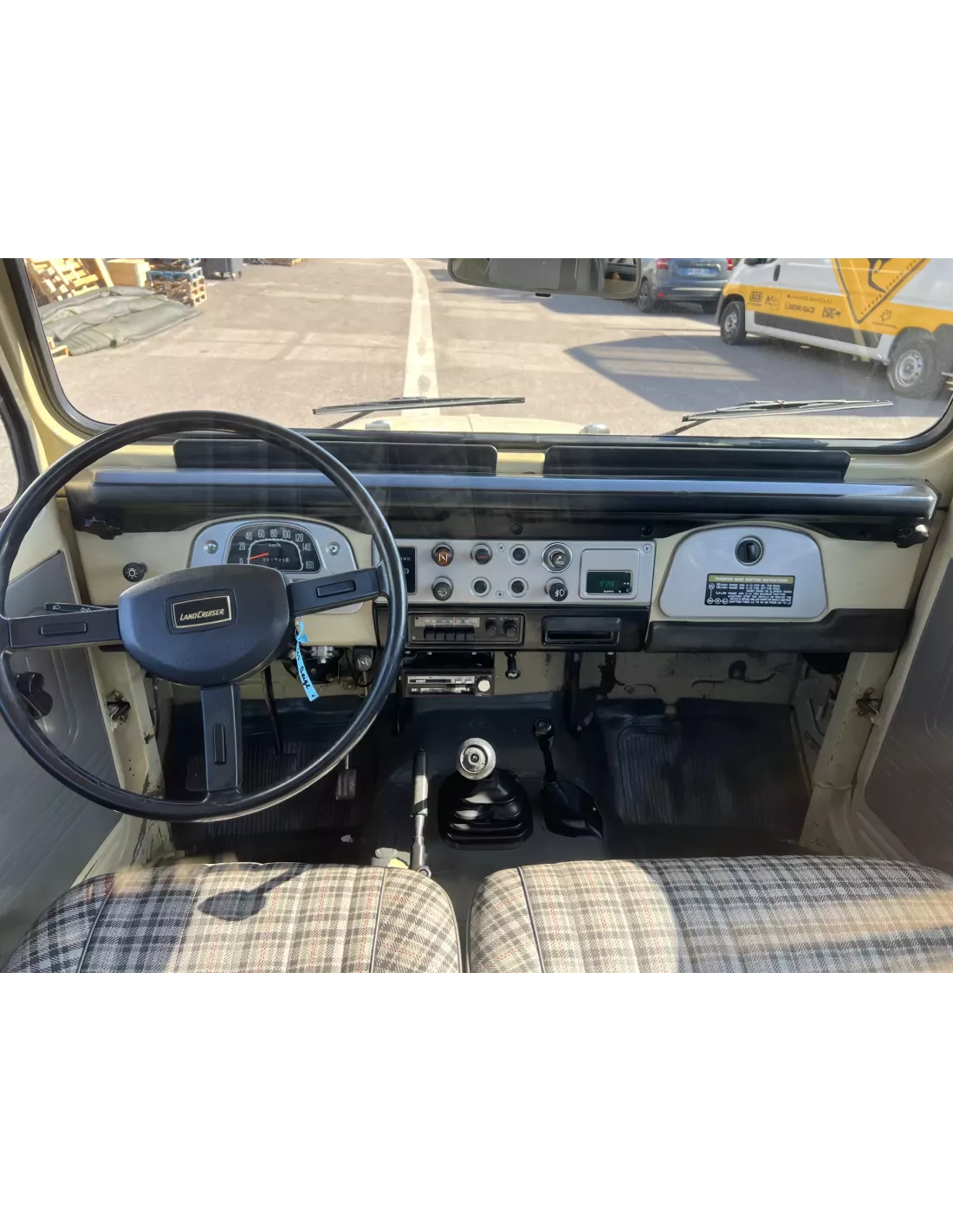 Toyota Land Cruiser FJ45 4.2L 135ch de 1983 - accessoire 4x4