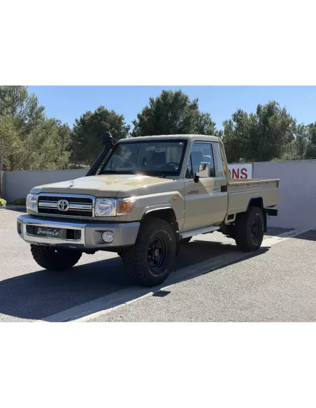 TOYOTA LC GRJ79 SIMPLE CAB BEIGE - accessoire 4x4