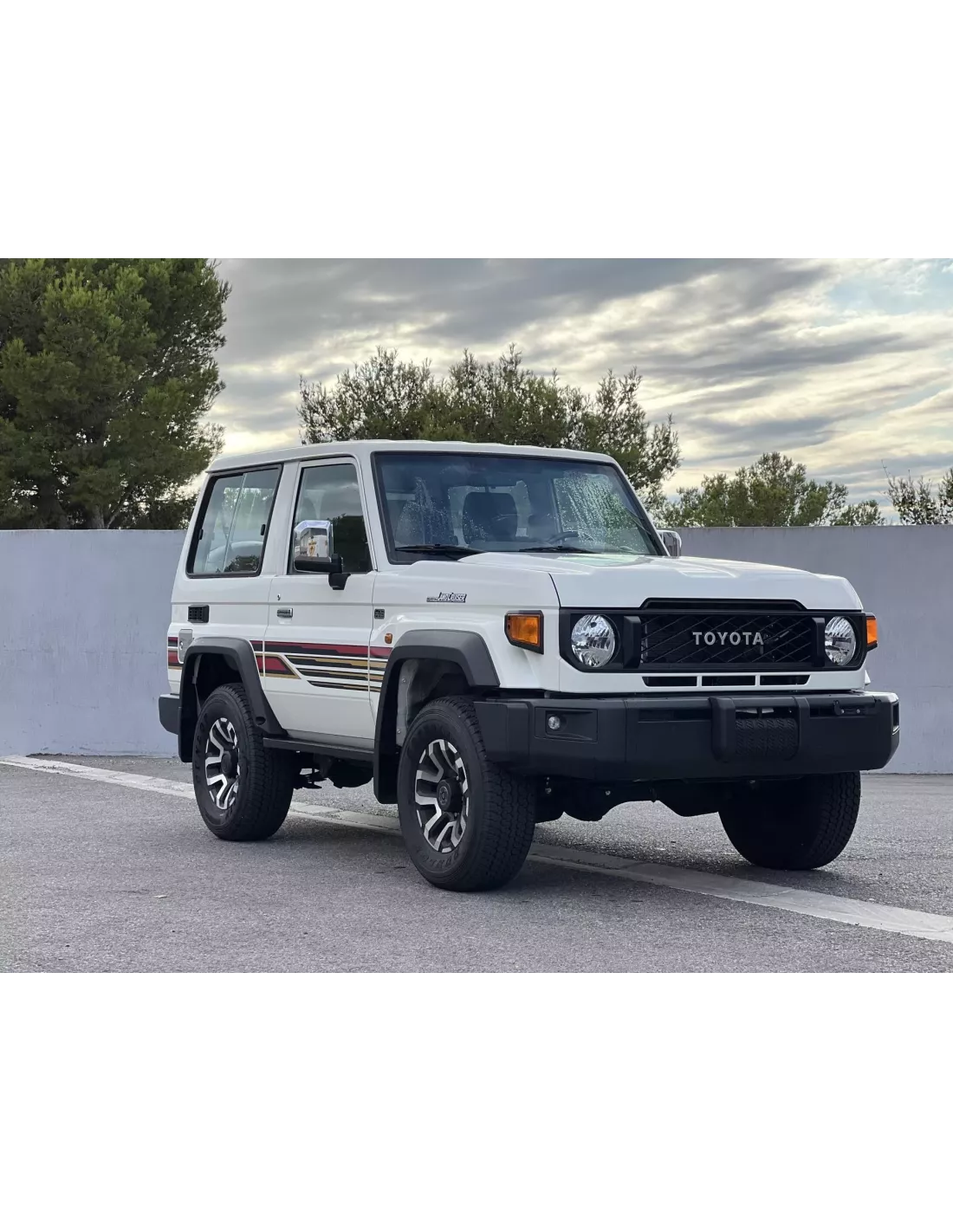 Toyota Land Cruiser 2020-2025 GRJ71 V6 4.0L 228cv 40ème anniversaire -