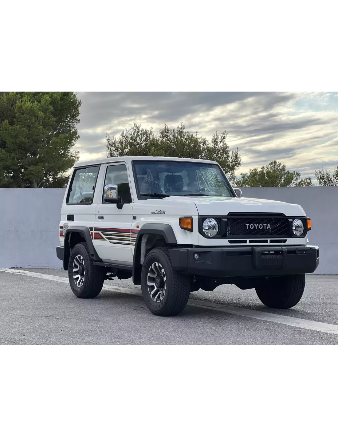 Toyota Land Cruiser 2020-2025 GRJ71 V6 4.0L 228cv 40ème anniversaire -