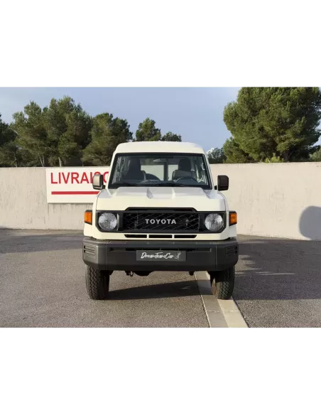TOYOTA GRJ78 BVM BLANC INTERIEUR GRIS - accessoire 4x4