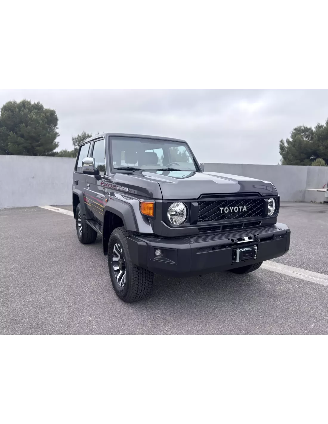 TOYOTA LAND CRUISER 2020-2025 GRJ71 V6 4.0L 228CV 40EME ANNIVERSAIRE -