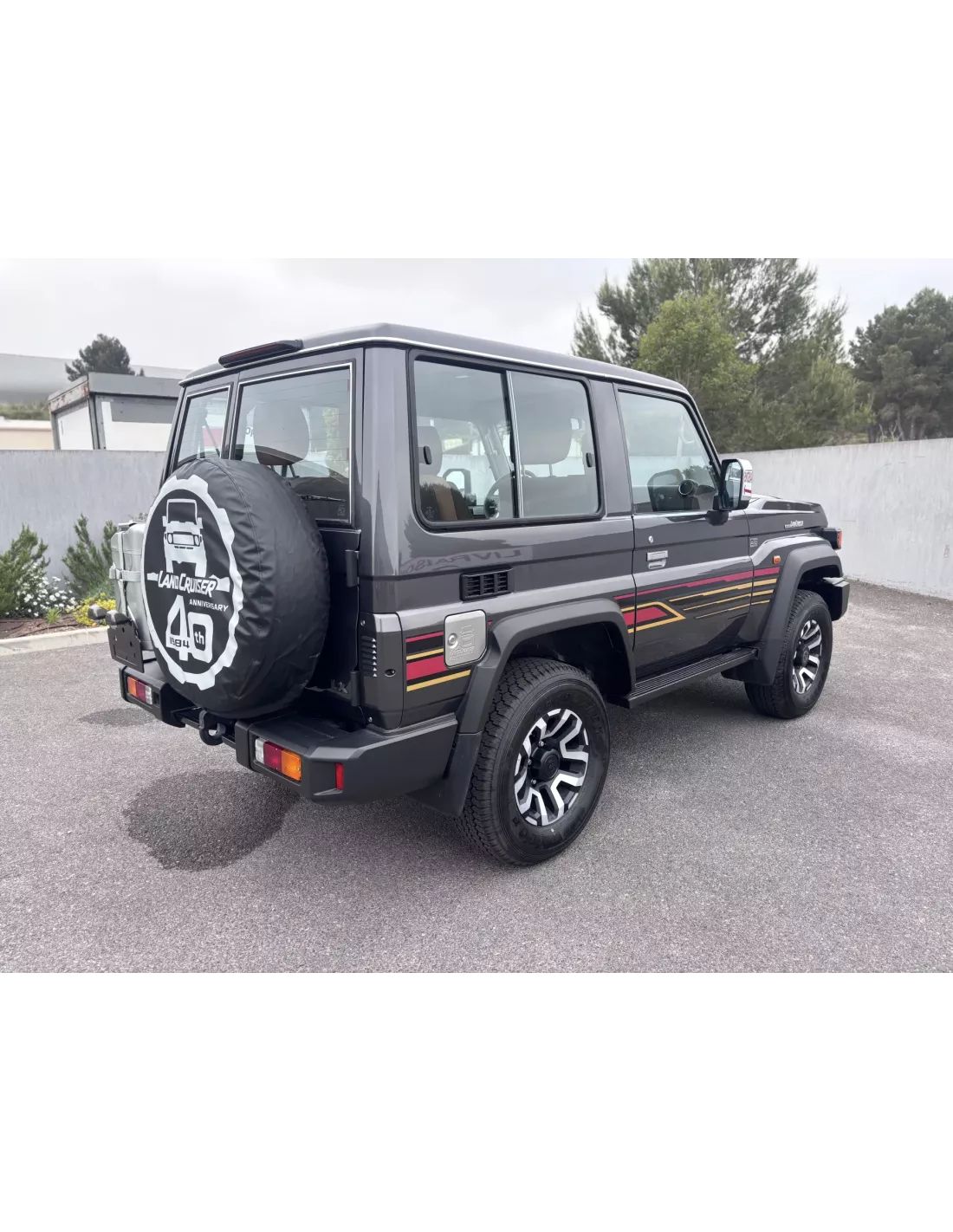 TOYOTA LAND CRUISER 2020-2025 GRJ71 V6 4.0L 228CV 40EME ANNIVERSAIRE -