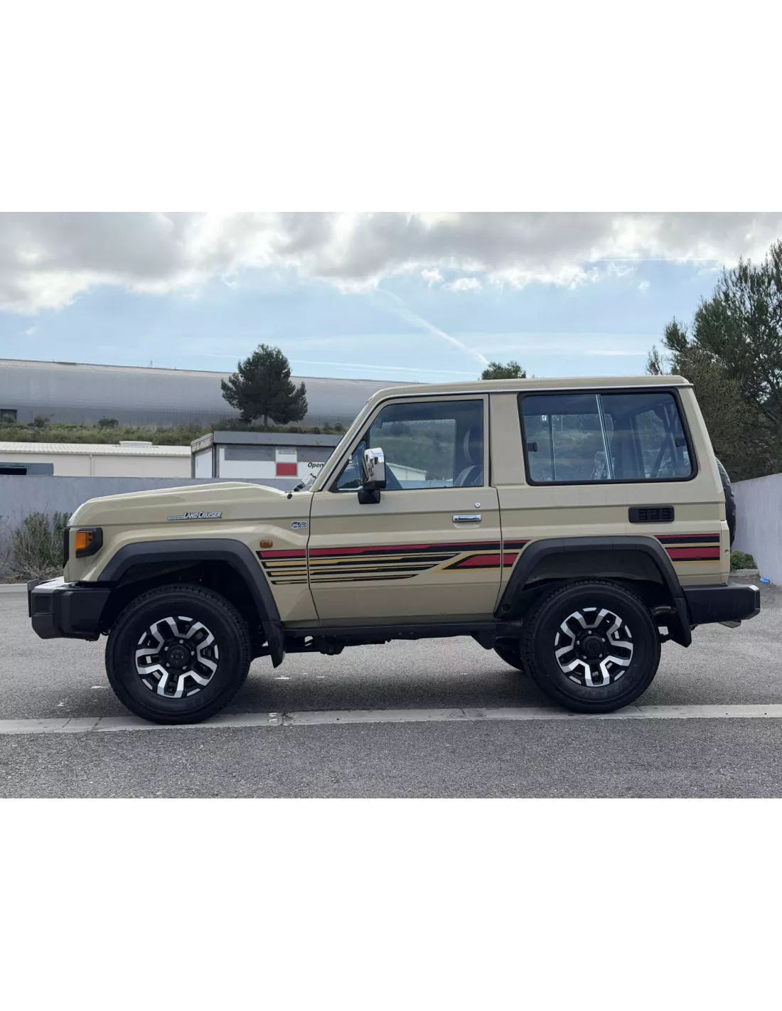 Toyota Land Cruiser 2020-2025 GRJ71 V6 4.0L 228cv 40ème anniversaire -
