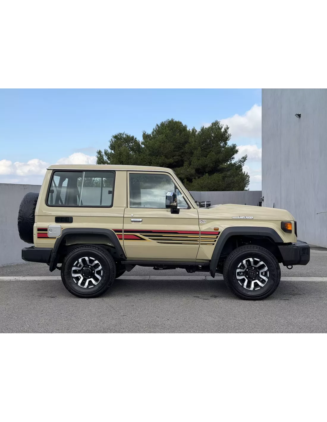 Toyota Land Cruiser 2020-2025 GRJ71 V6 4.0L 228cv 40ème anniversaire -