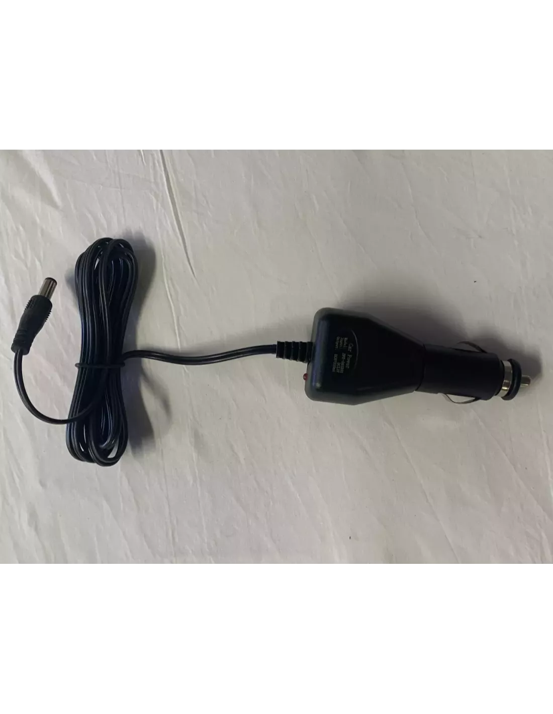 Chargeur allume cigare eclairage LED JAMES BAROUD - accessoire 4x4