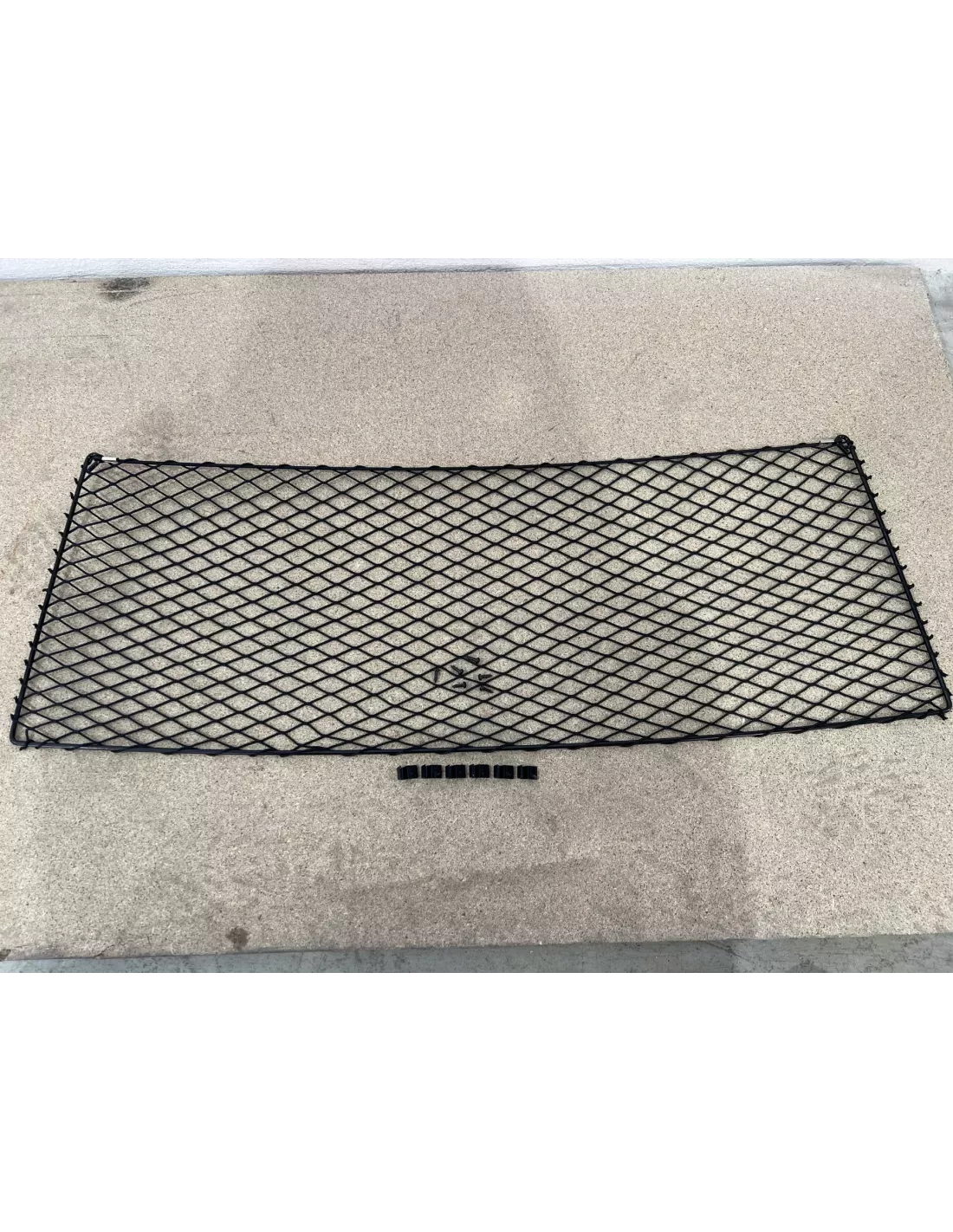 Filet de rangement avec cadre acier noir 960x335mm - avec cavaliers