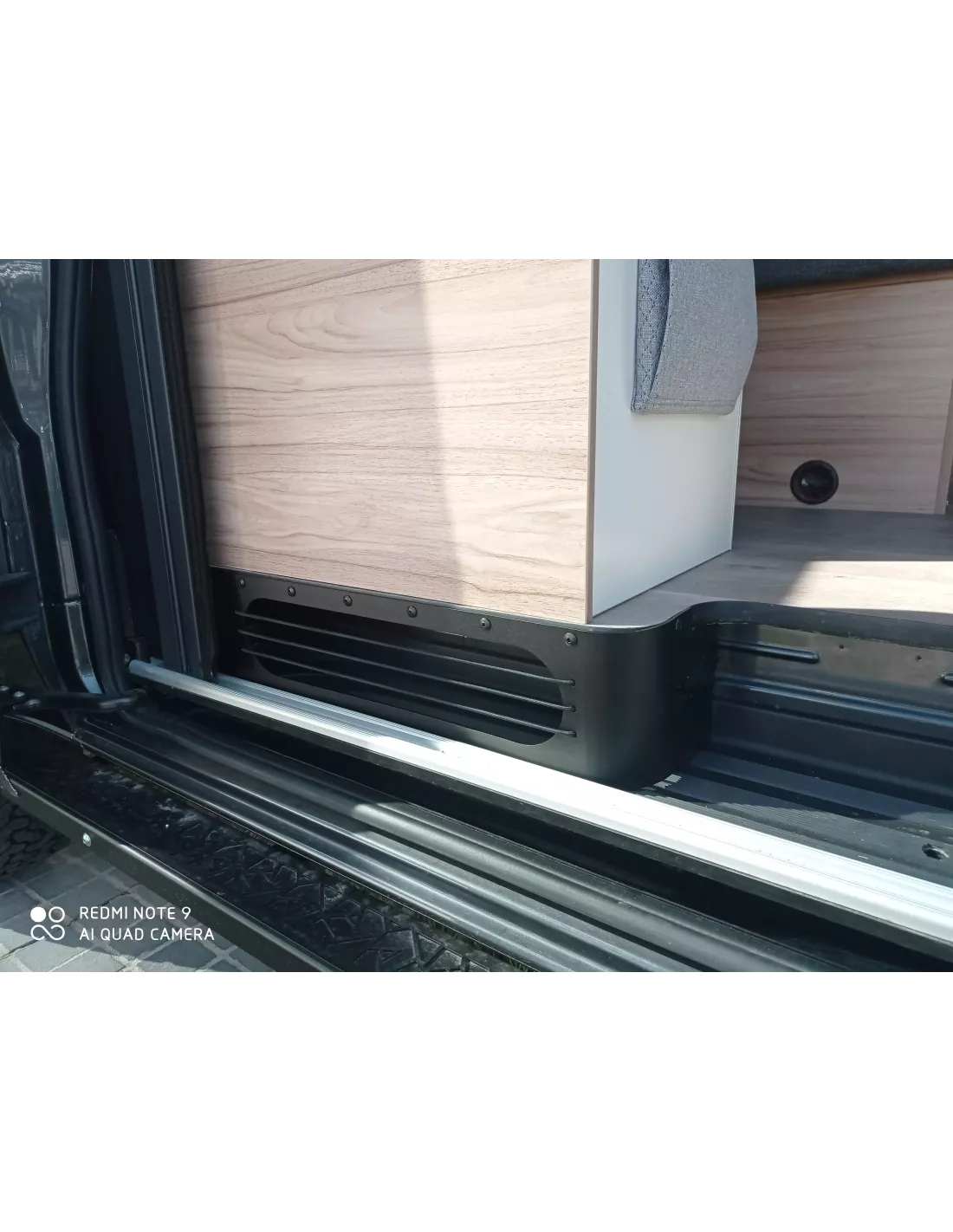 Rangement sous plancher Mercedes Sprinter Hymer grand canyon S