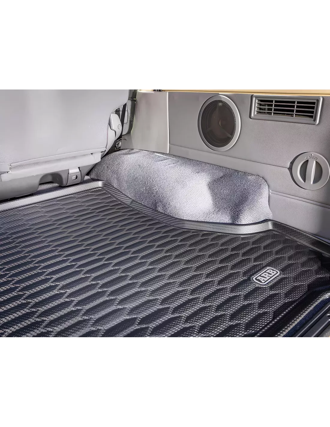 Set tapis de coffre ARB renforcé Land Cruiser série 76 ARB -