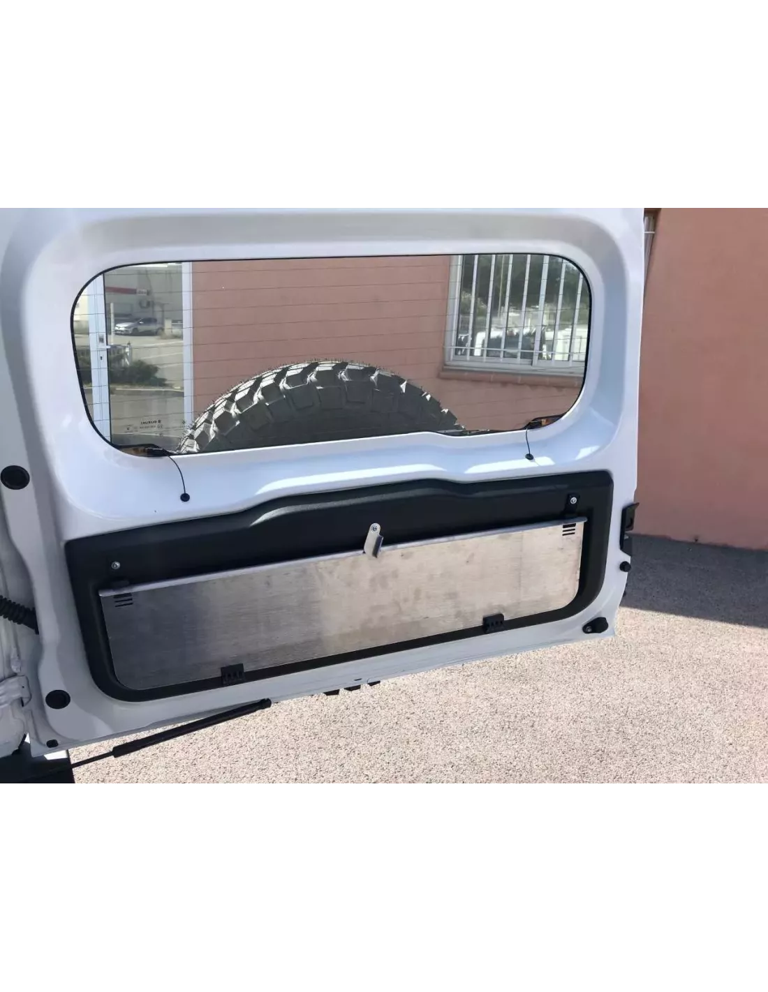 Tablette rabattable sur porte arrière Jimny après 2019 -