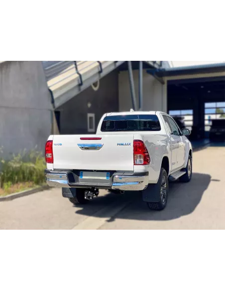 Attelage carré 2" homologué Toyota Hilux Revo -