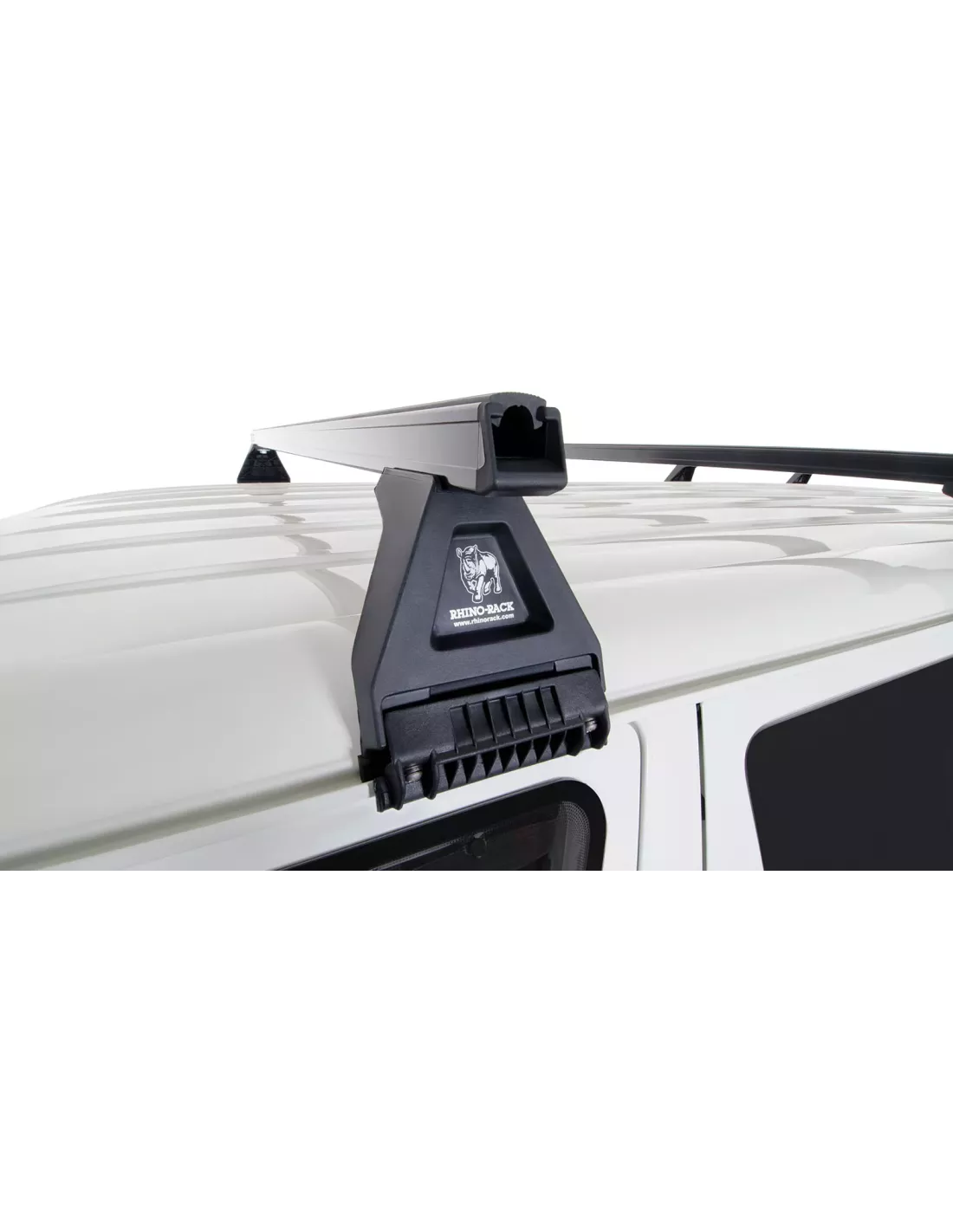 Kit 4 barres de toit noire Heavy Duty 1500mm avec pieds RL150 Toyota