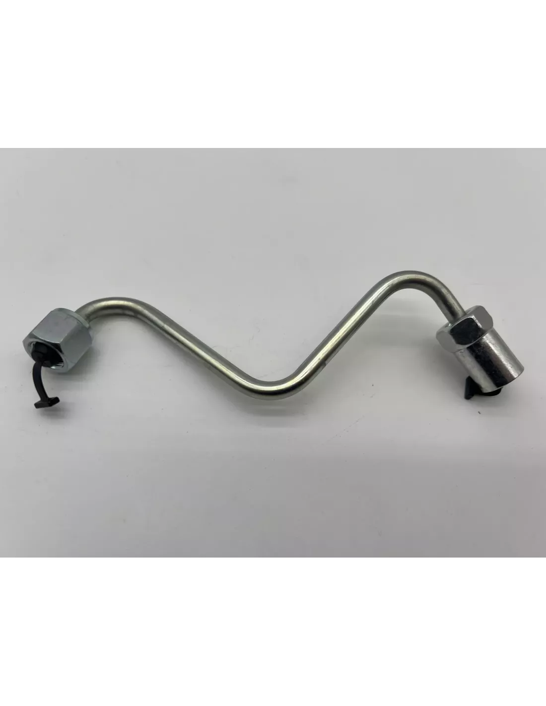 Conduite rigide haute pression injecteur No4 et No1 VDJ200 286cv