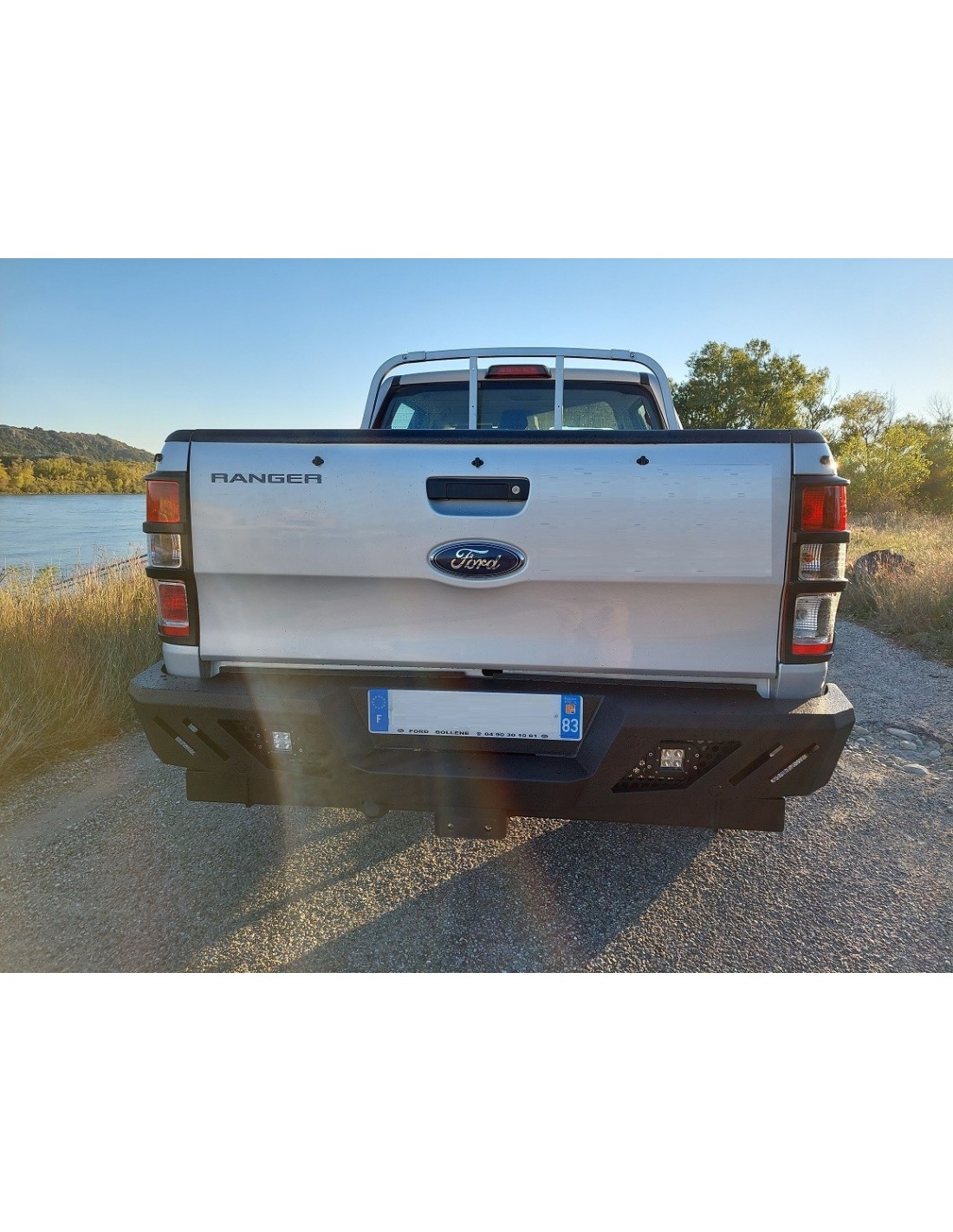 Hintere Stoßstange aus der Straße Ford Ranger 2012-2022