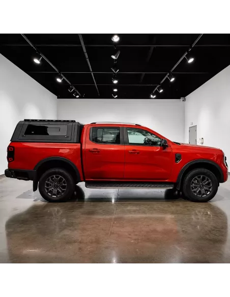Hard top Ford Ranger Raptor 2022+ Traveller avec vitres coulissantes et barres de toit