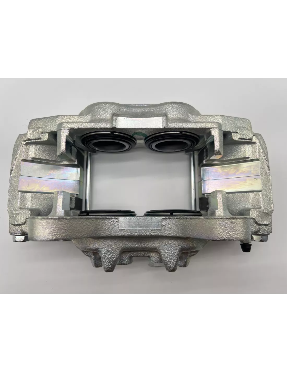 Etrier de frein avant droit Pajero 4 AISIN - accessoire 4x4