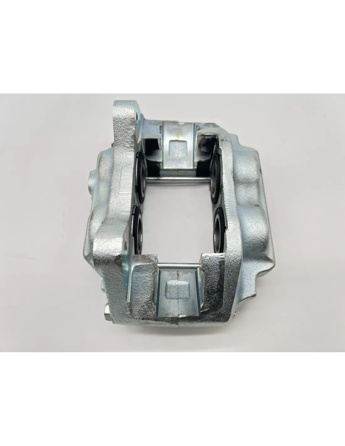 Etrier de frein avant gauche HZJ7 GRJ7 08/1999 - 08/2016 AISIN -
