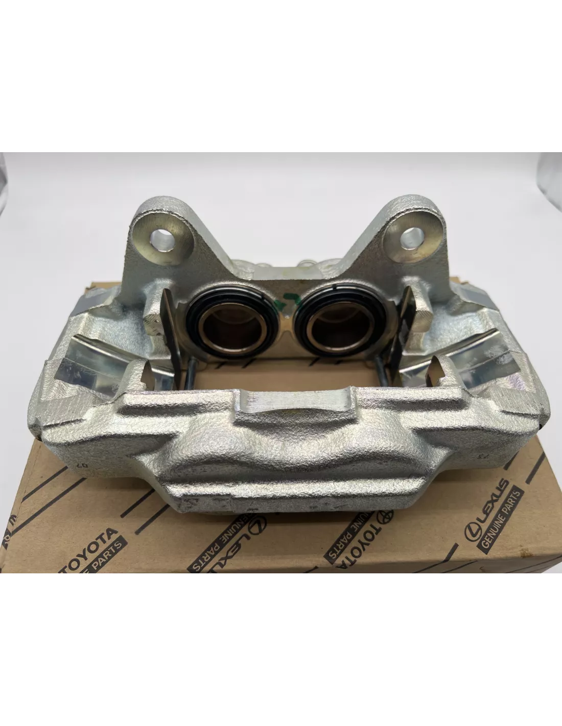Etrier de frein avant gauche KDJ120 KDJ125 TOYOTA - accessoire 4x4