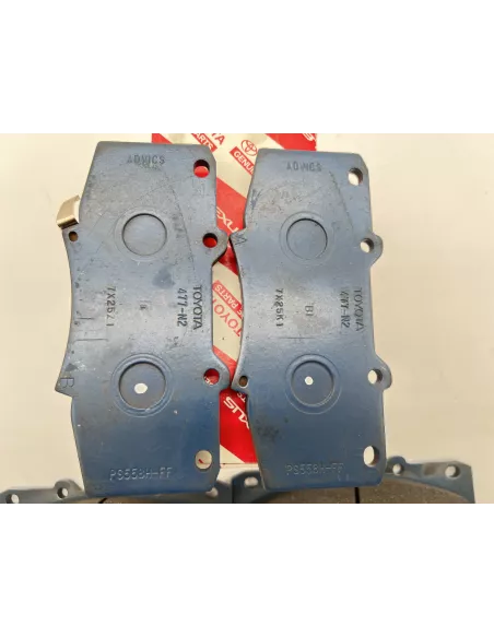 Plaquettes de frein avant Hilux Vigo - origine Toyota TOYOTA -