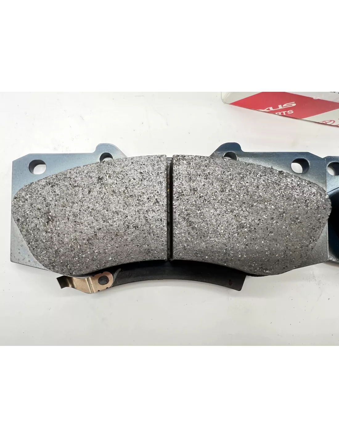 Plaquettes de frein avant Hilux Vigo - origine Toyota TOYOTA -