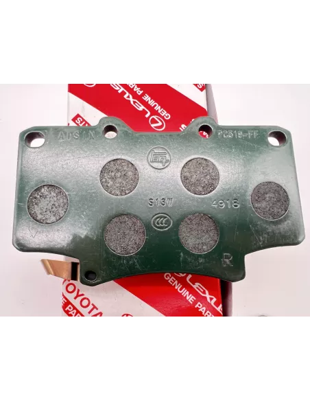 Plaquettes de frein avant Land Cruiser HDJ80 - origine Toyota
