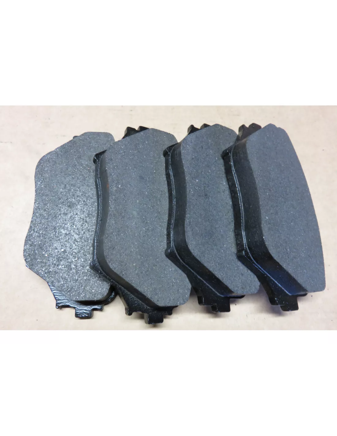 Plaquettes de frein avant RAV4 2000-2005 - qualité origine AISIN -