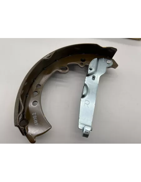 Kit mâchoires de frein à main arrière pour Hilux Vigo TOYOTA -