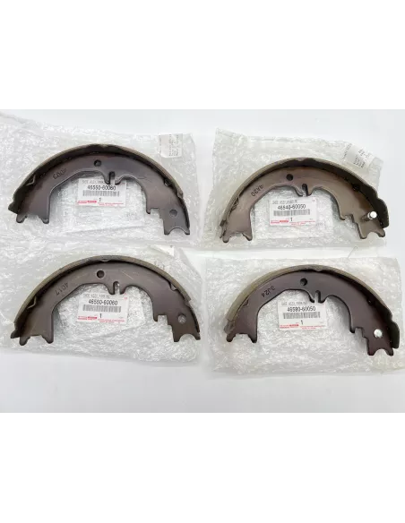 Kit de 4 mâchoires de frein arrière pour Land Cruiser HDJ80 24S