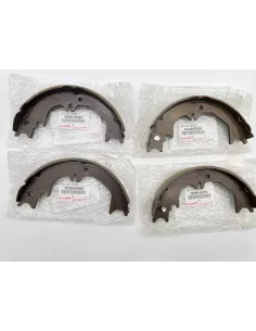 Kit de 4 mâchoires de frein arrière pour Land Cruiser HDJ80 24S 2