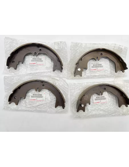 Kit de 4 mâchoires de frein arrière pour Land Cruiser HDJ80 24S