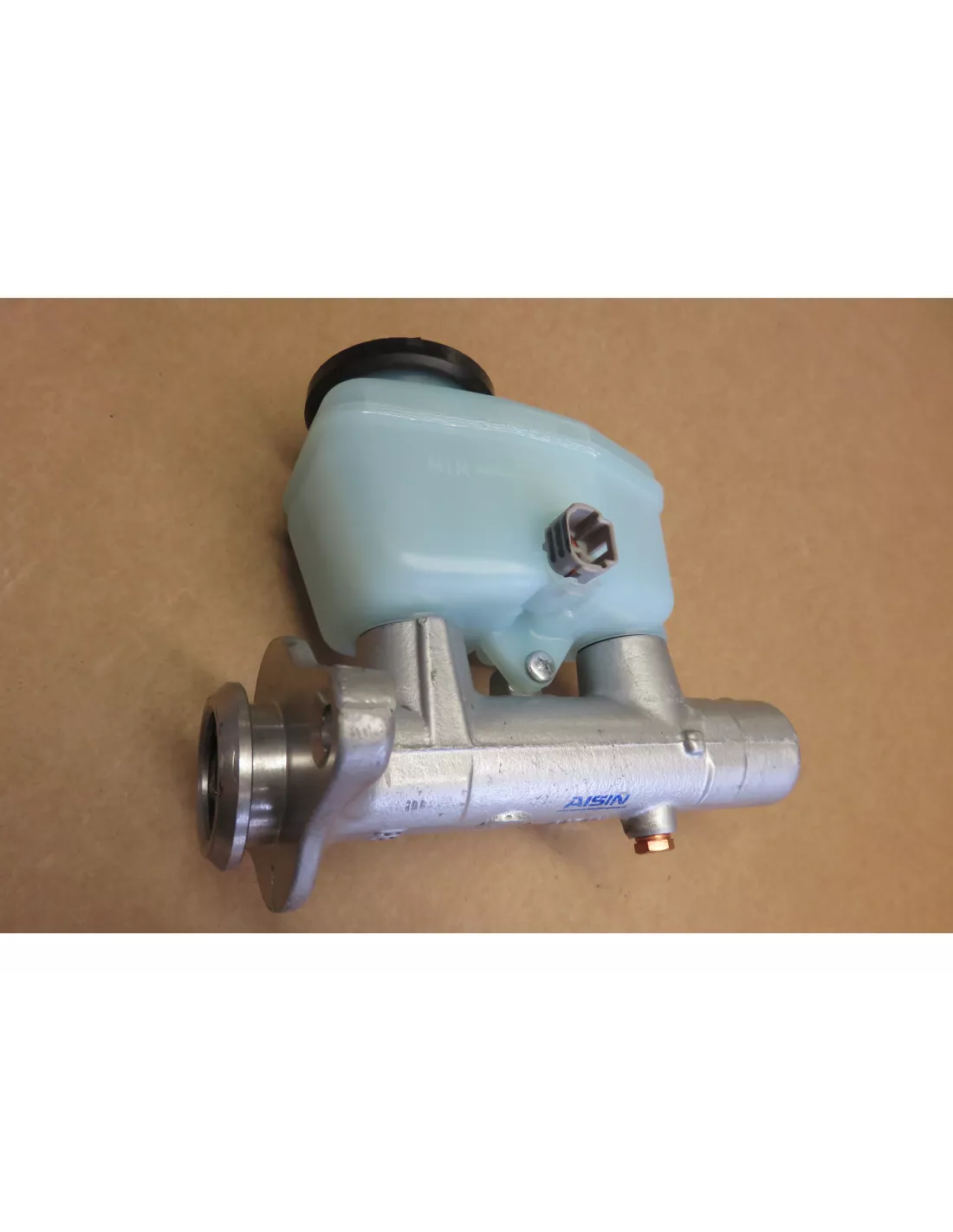 Maître cylindre frein HDJ80 24S sans ABS 01/1995+ AISIN - accessoire