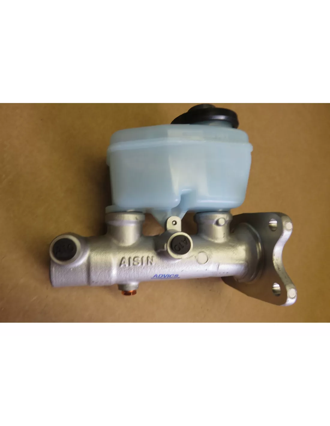 Maître cylindre de frein HDJ80 sans ABS 08/90-05/94 AISIN -