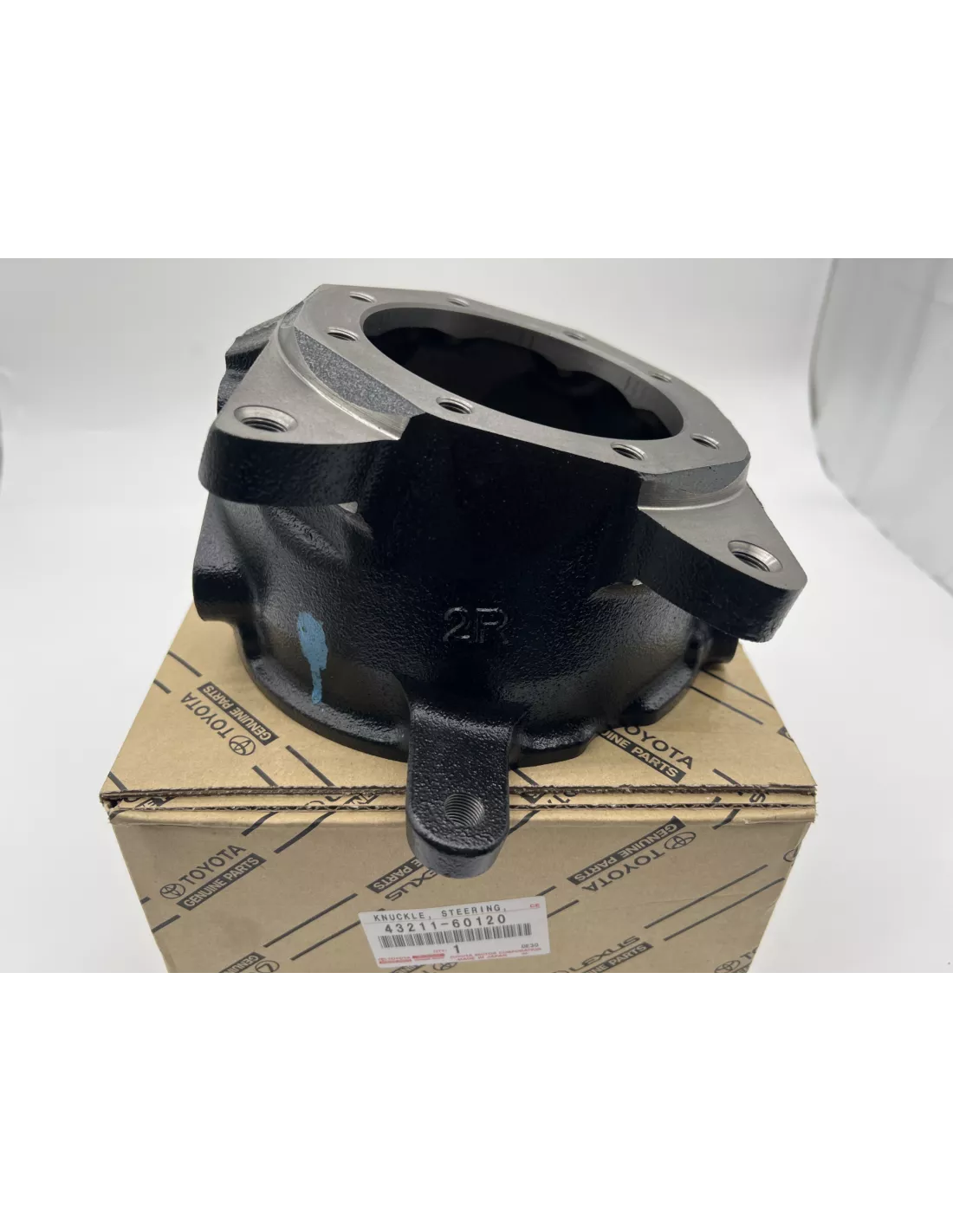 Pivot avant droit porte moyeux HDJ80 avec ABS TOYOTA - accessoire 4x4