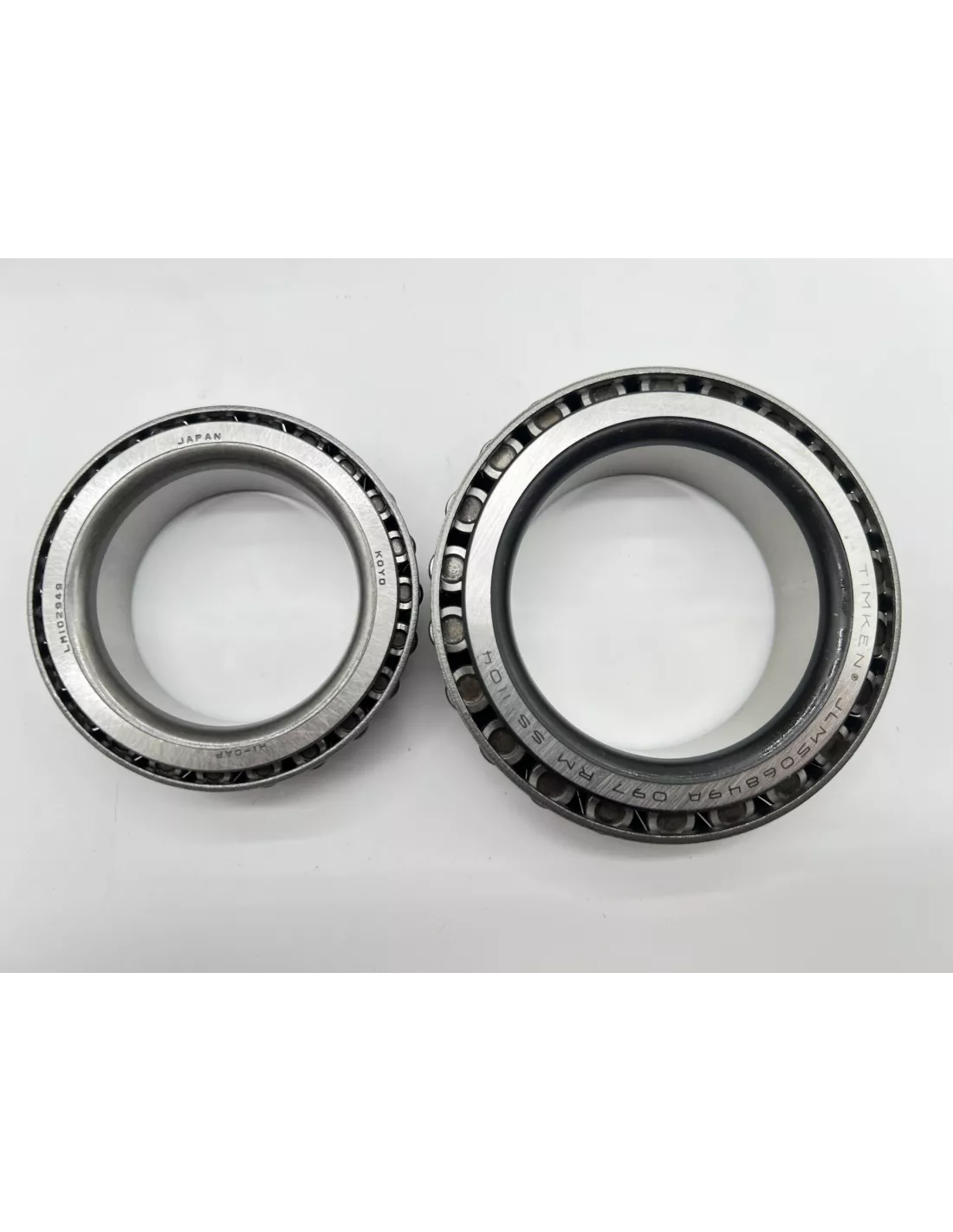 Moyeu de roue avant complet avec roulements HDJ100 TOYOTA -