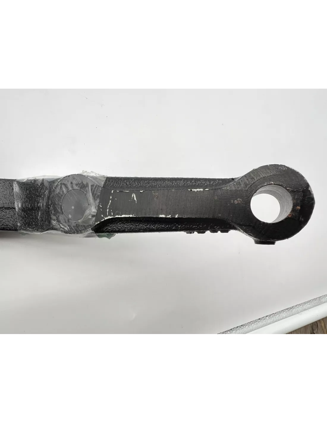 Support gauche de pont avant avec silent bloc HDJ100 TOYOTA -