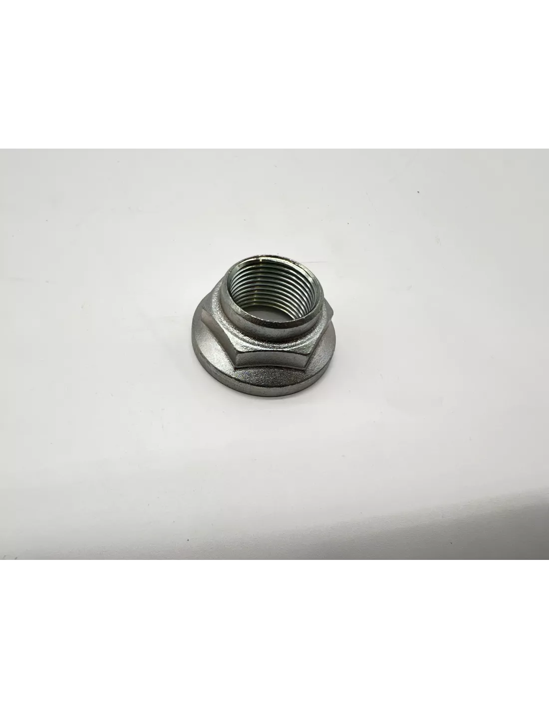 ECROU PIGNON D ATTAQUE AR 08/2002 TOYOTA - accessoire 4x4