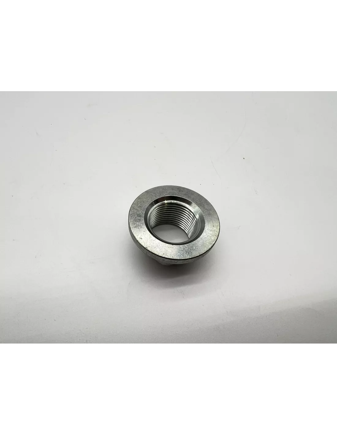 ECROU PIGNON D ATTAQUE AR 08/2002 TOYOTA - accessoire 4x4
