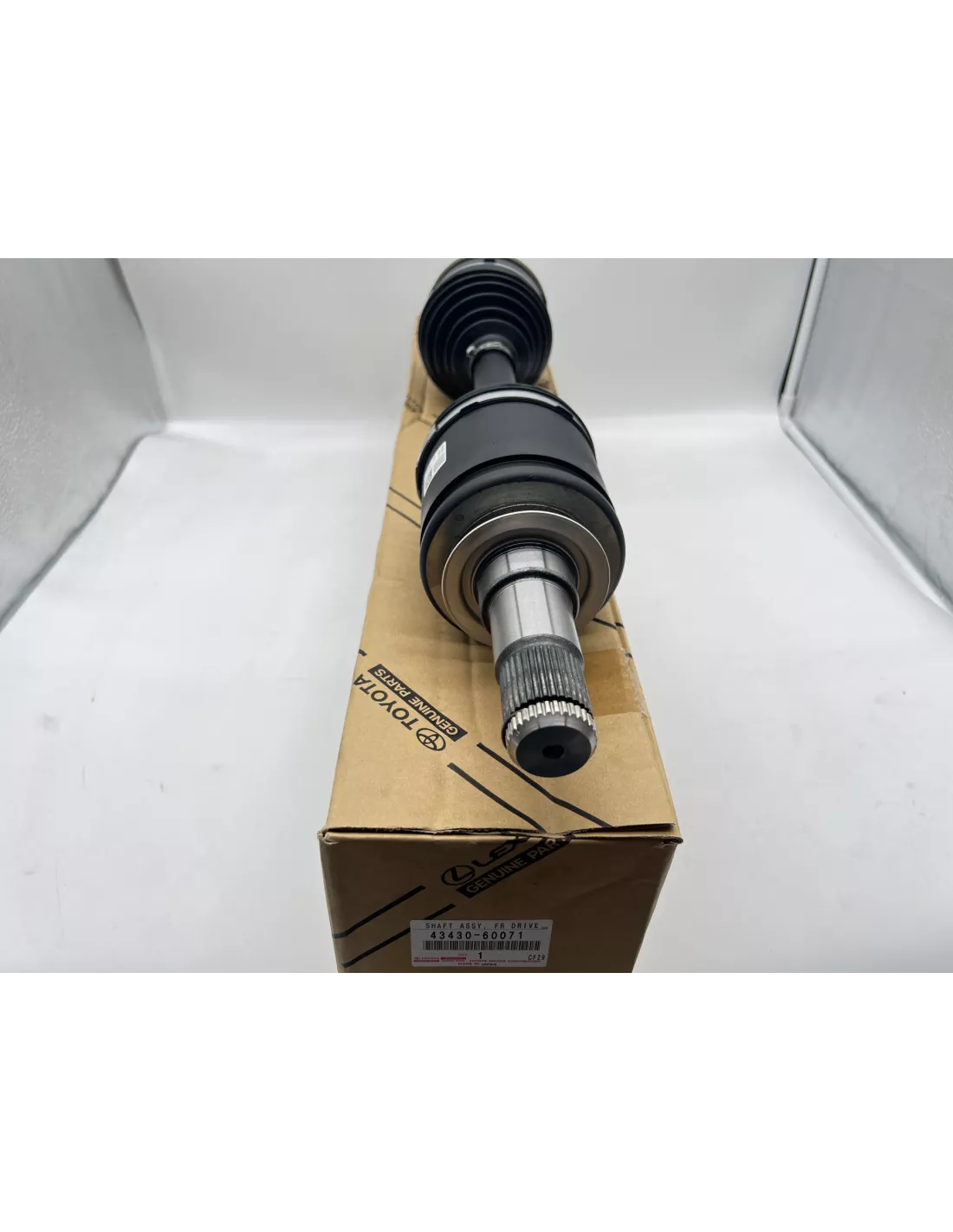 Cardan complet transmission avant pour Land Cruiser VDJ200 TOYOTA -