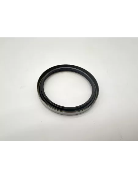 Joint spi arbre de roue arrière KZJ7 KDJ9 avec disques sans ABS et
